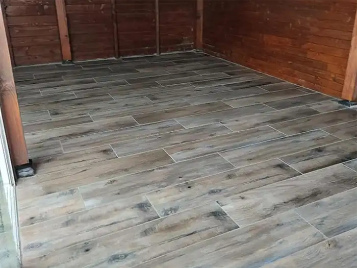 Keramische tegels bestrating terras